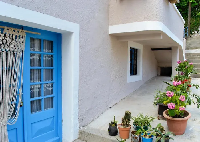Mamma Mia House By The Sea Bakar
