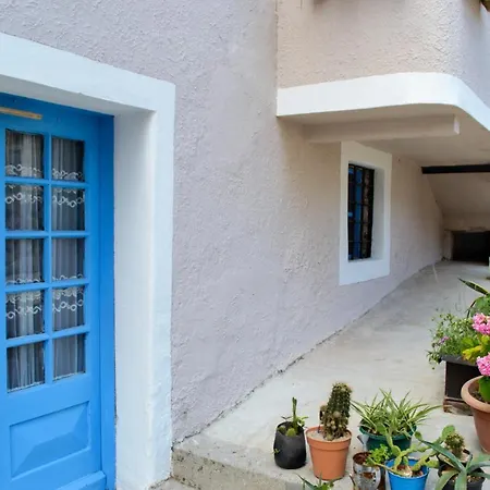 Mamma Mia House By The Sea Bakar