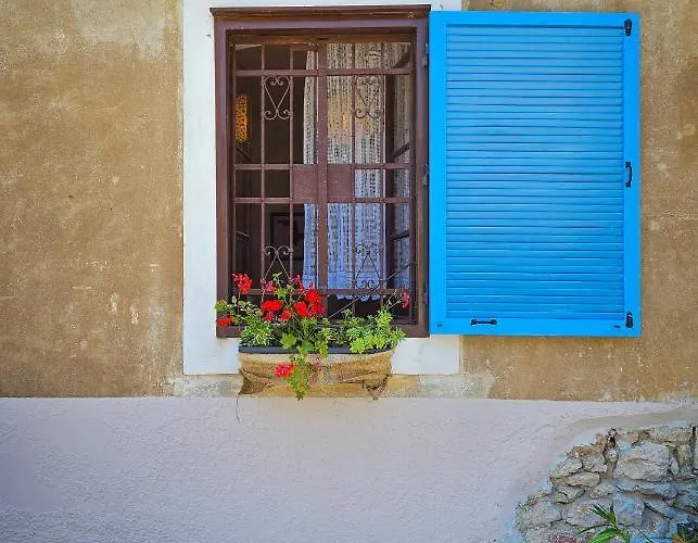 Mamma Mia House By The Sea バカル