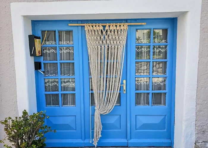 Mamma Mia House By The Sea *